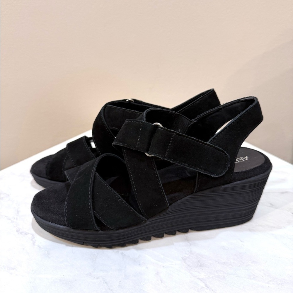🔥Aerosoles Comfort Women's Black Wedge Sandal Size 6.5 EC🔥